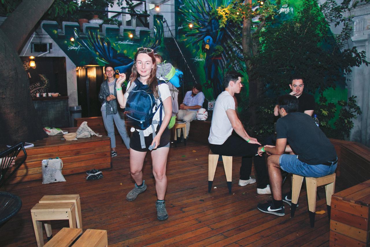 Art Factory Beer Garden Hostel Buenos Aires Bagian luar foto