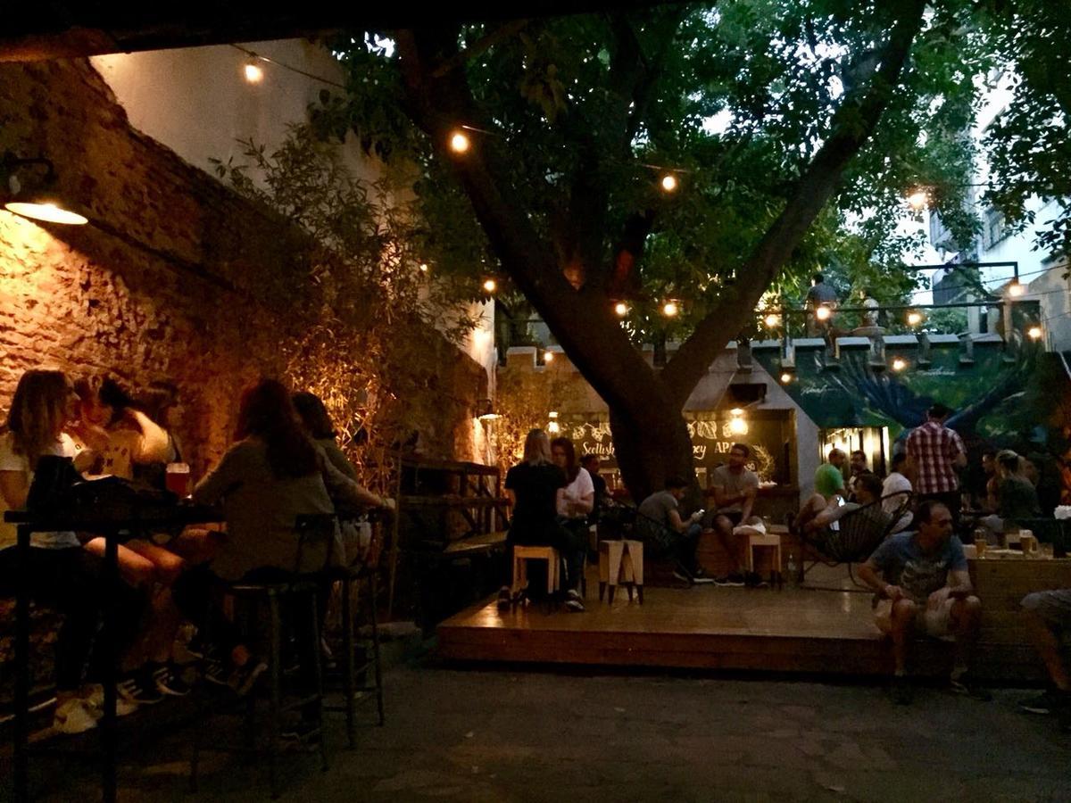 Art Factory Beer Garden Hostel Buenos Aires Bagian luar foto