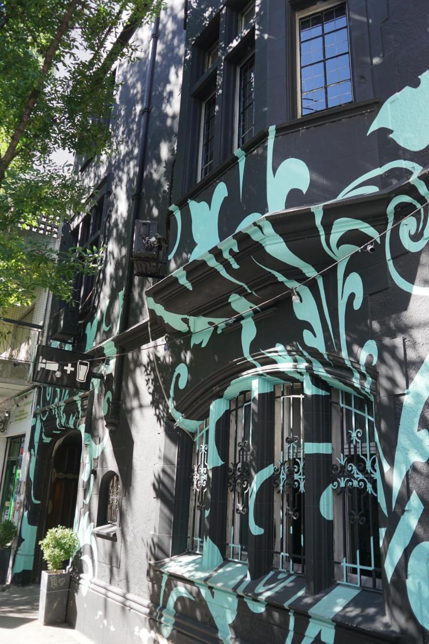 Art Factory Beer Garden Hostel Buenos Aires Bagian luar foto